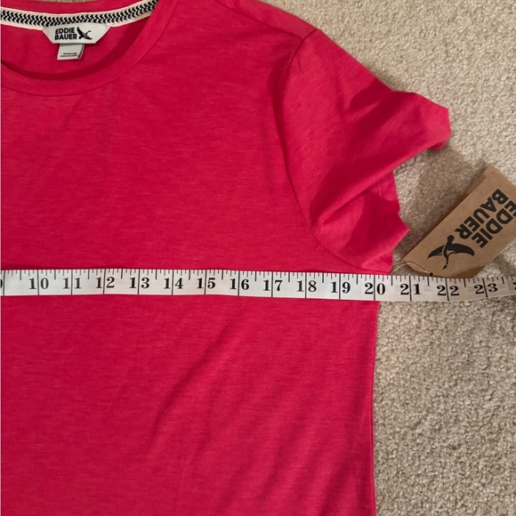 NWT 2 Eddie Bauer Bright Red and Classic White Tees Women Size Medium - Picture 7 of 8